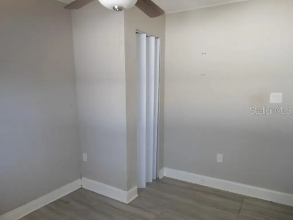 8421 N Orangeview Avenue Tampa FL 33617