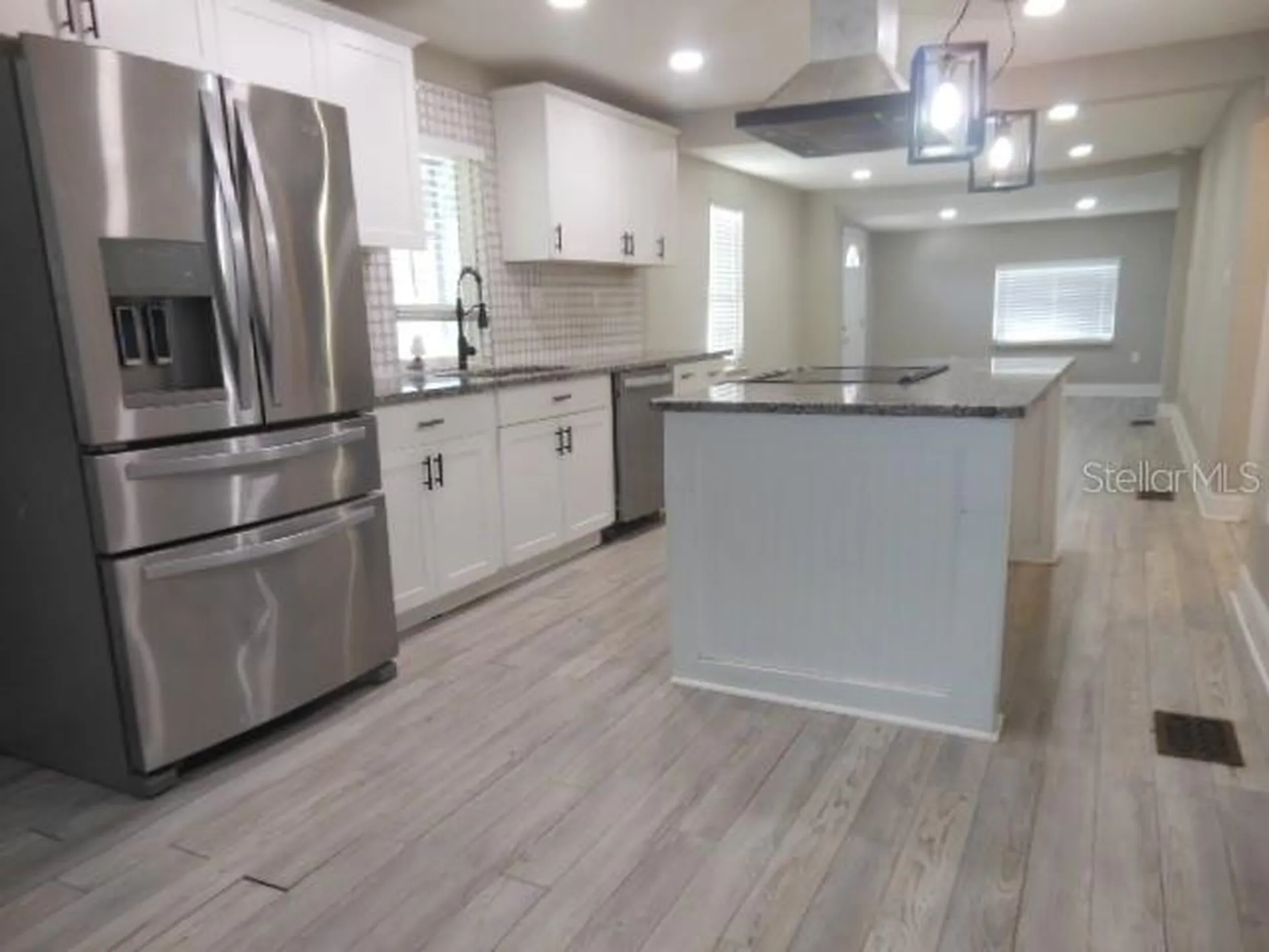 8421 N Orangeview Avenue Tampa FL 33617