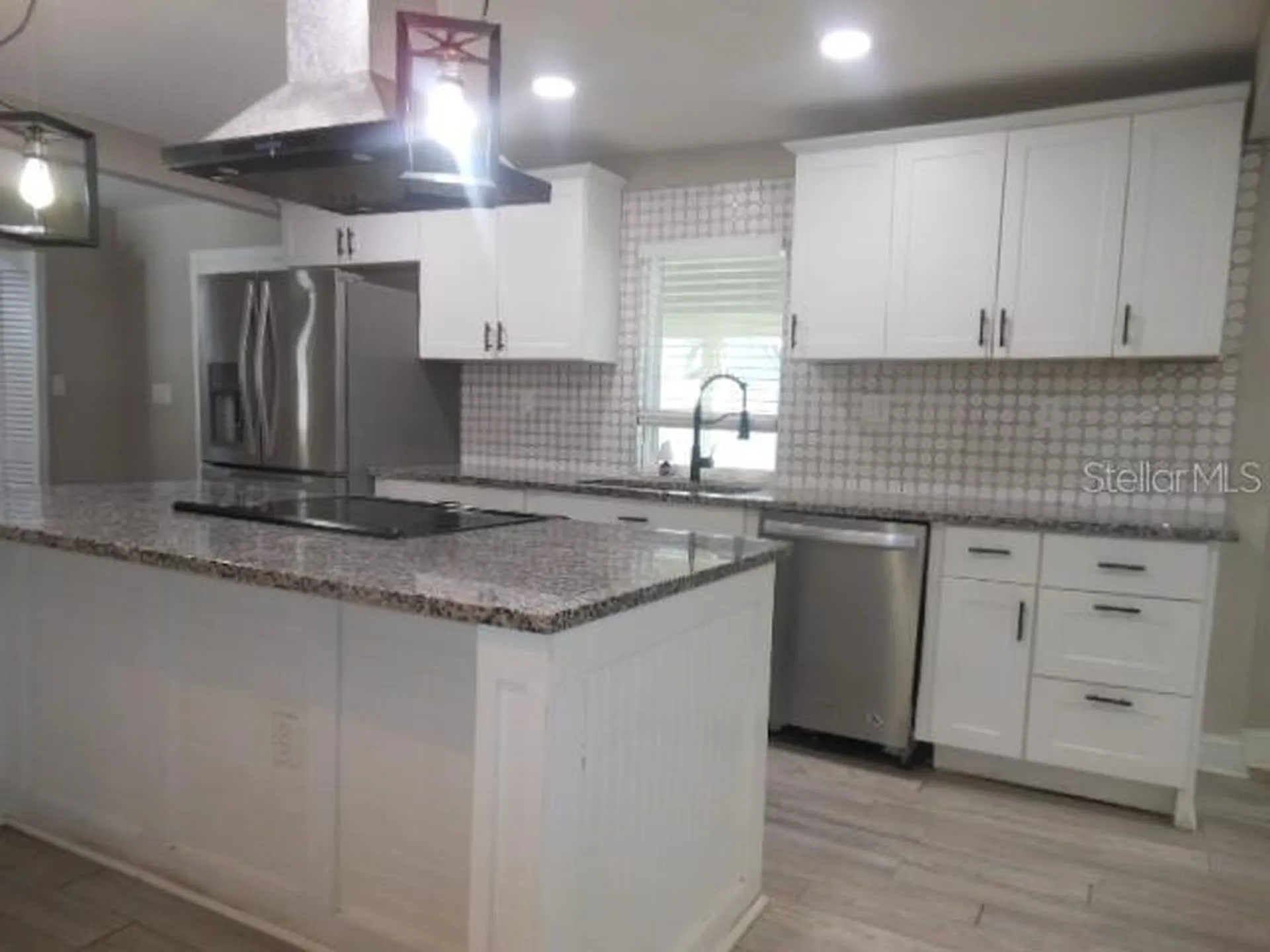 8421 N Orangeview Avenue Tampa FL 33617