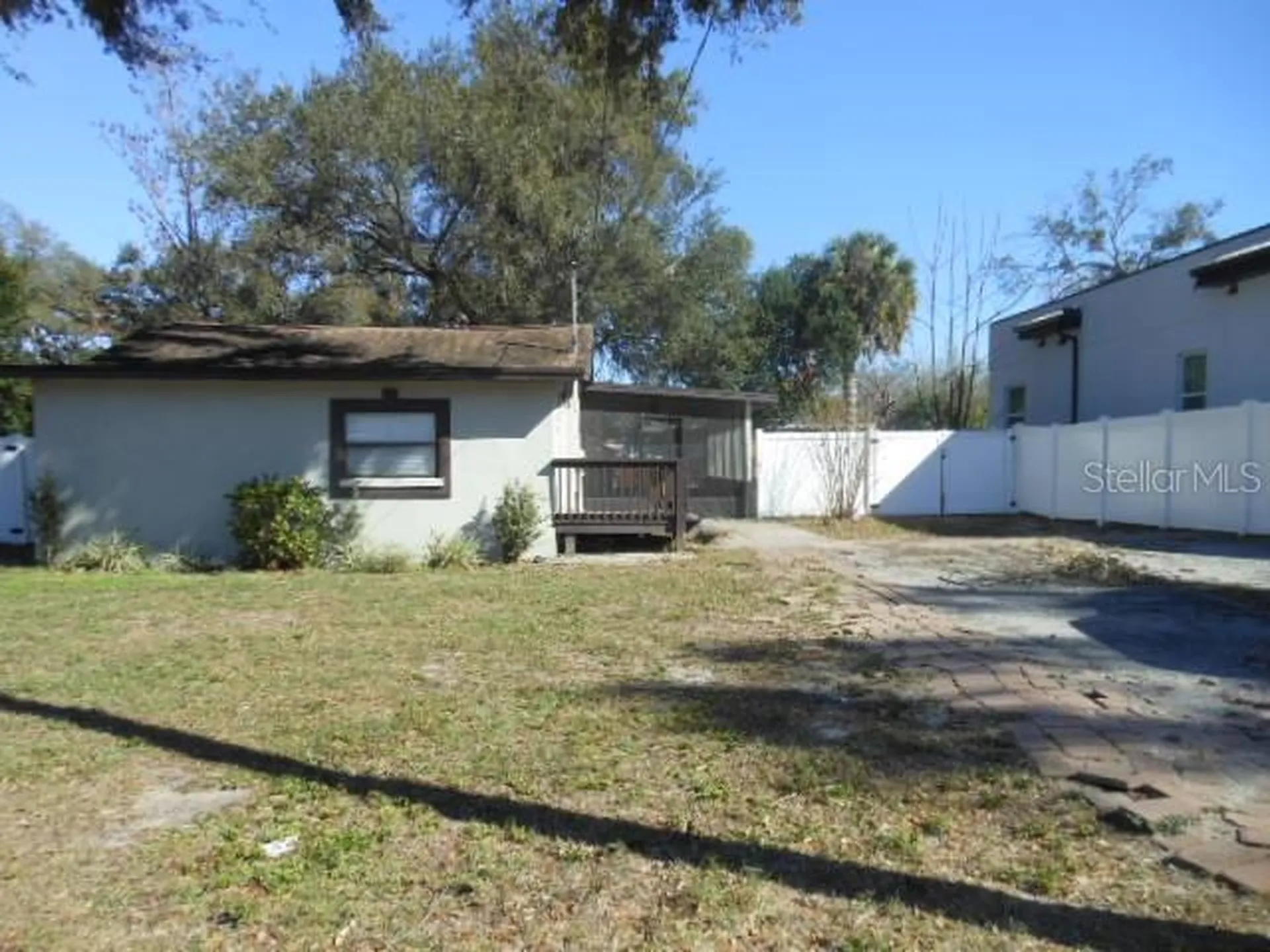 8421 N Orangeview Avenue Tampa FL 33617