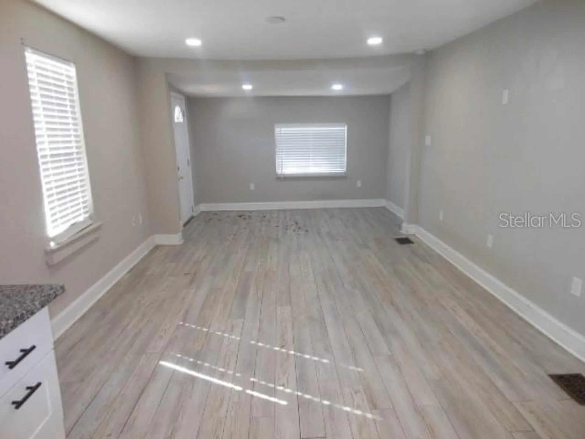 8421 N Orangeview Avenue Tampa FL 33617
