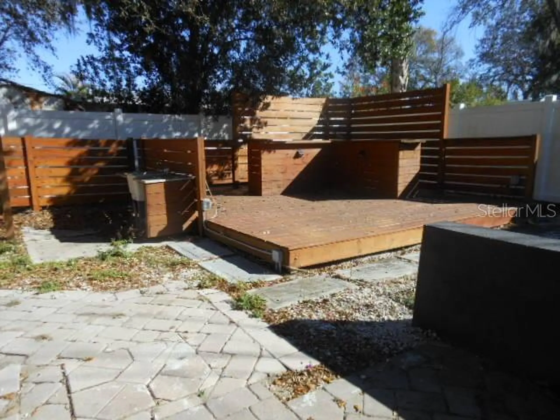8421 N Orangeview Avenue Tampa FL 33617