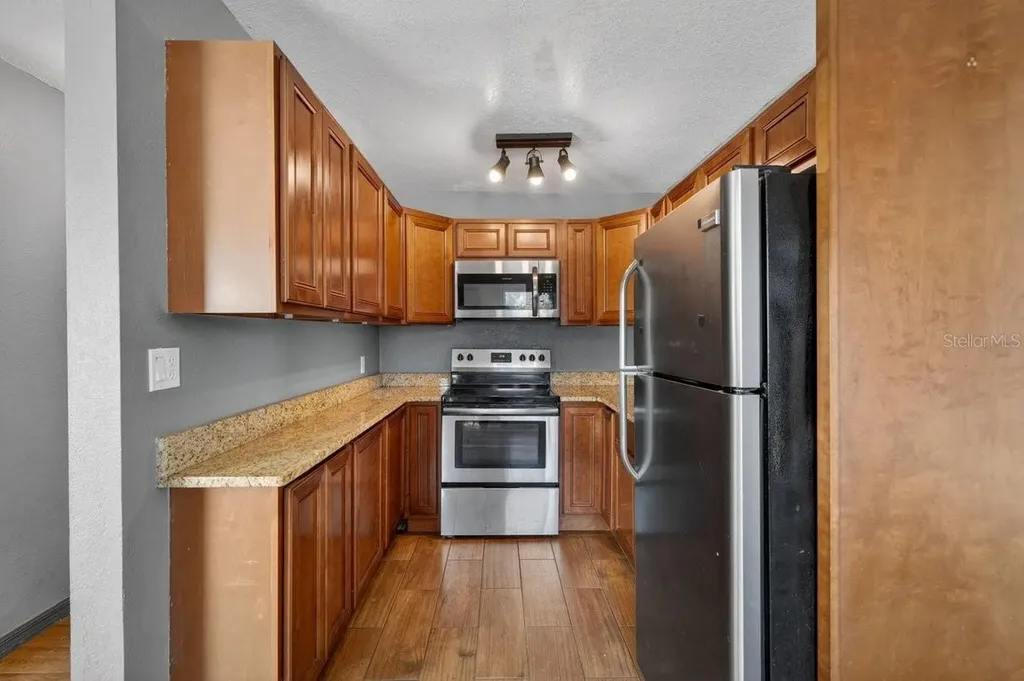 493 W Baltimore Drive Deland FL 32720