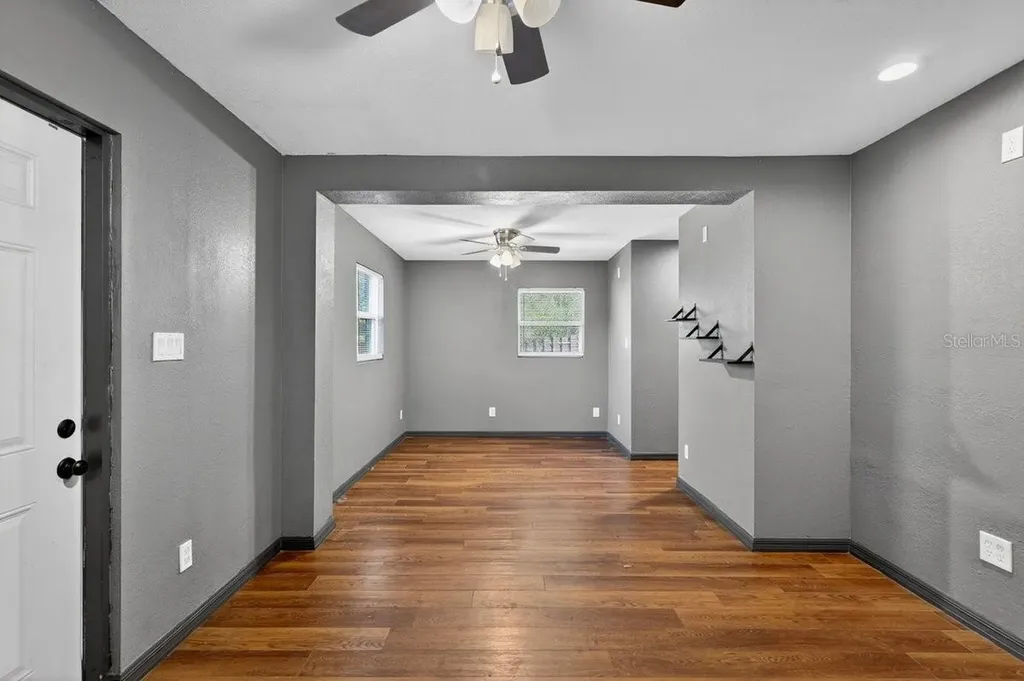 493 W Baltimore Drive Deland FL 32720