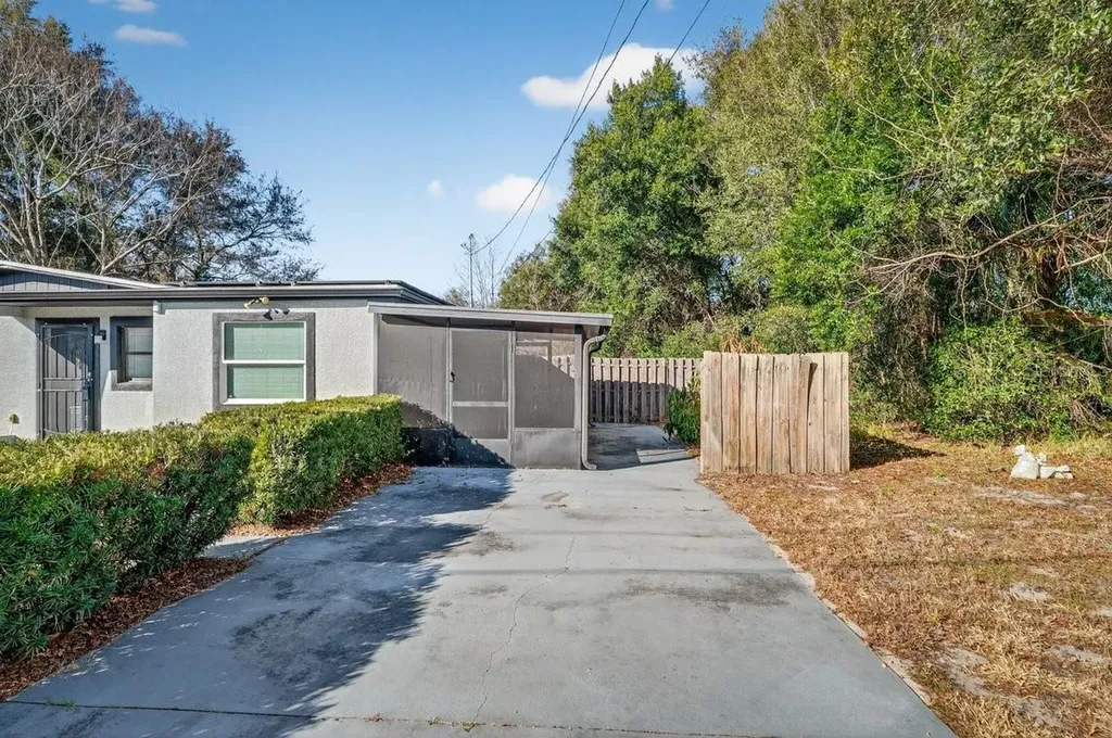 493 W Baltimore Drive Deland FL 32720