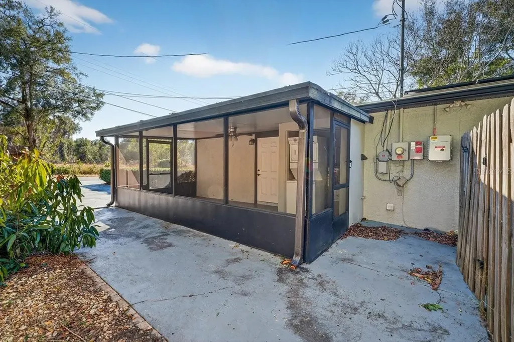 493 W Baltimore Drive Deland FL 32720