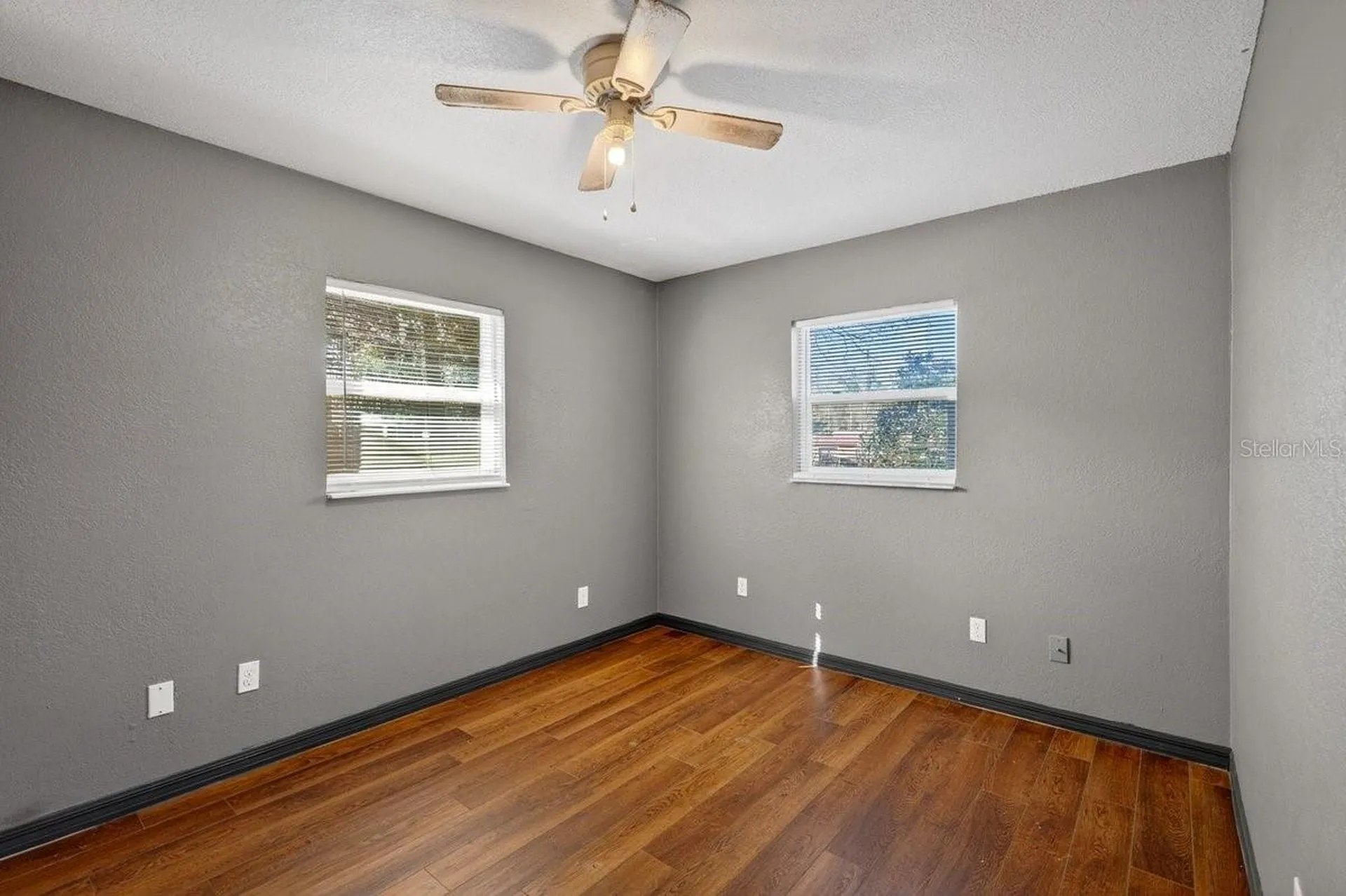 493 W Baltimore Drive Deland FL 32720