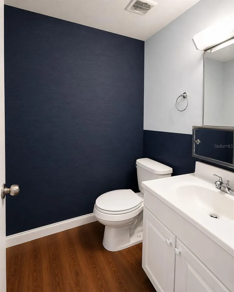 6082 Peregrine Avenue Orlando FL 32819
