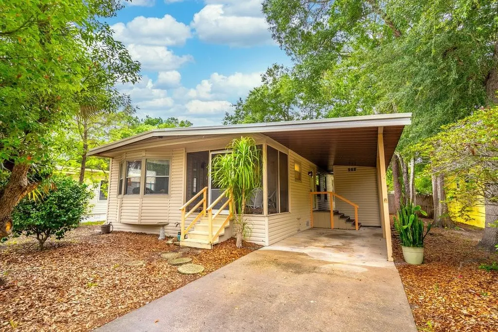 508 W Plantation Boulevard Lake Mary FL 32746