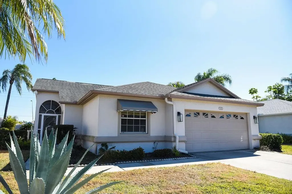 4819 W Raintree Bradenton FL 34203