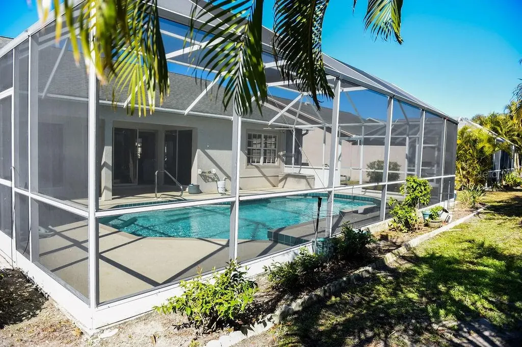 4819 W Raintree Bradenton FL 34203
