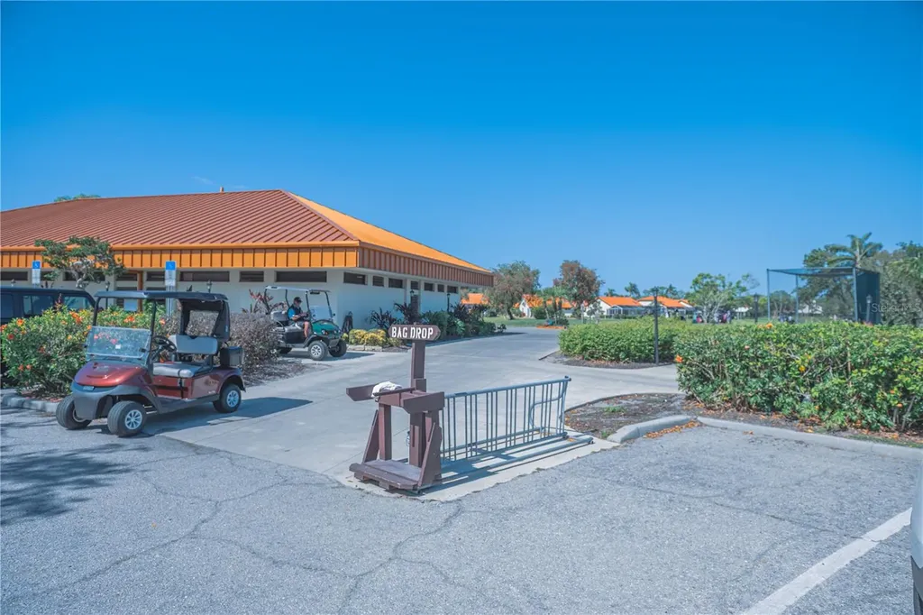 4819 W Raintree Bradenton FL 34203