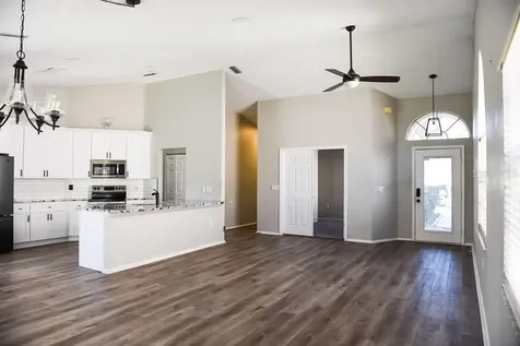 4819 W Raintree Bradenton FL 34203