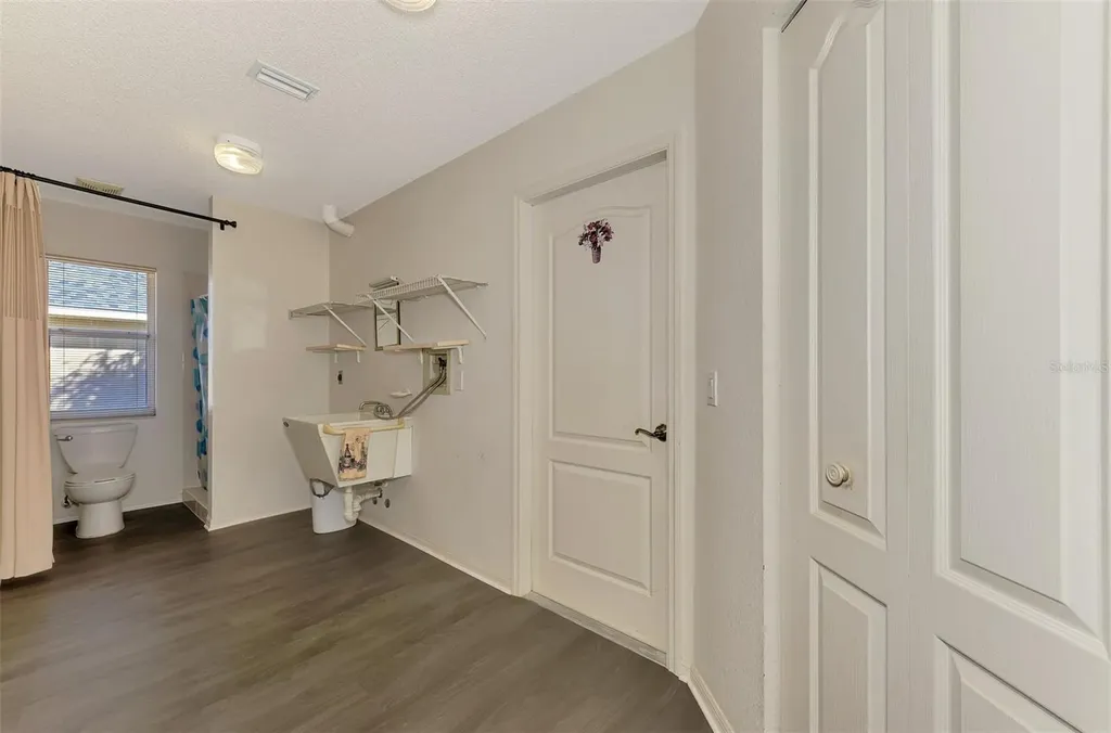 5864 Tyler Road Venice FL 34293