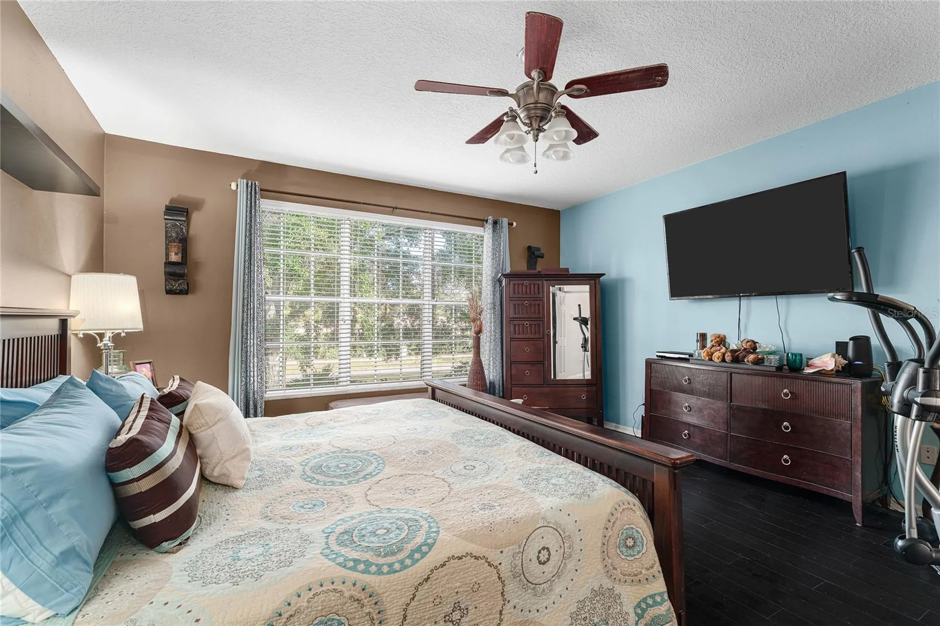 2804 Countryside Boulevard Clearwater FL 33761