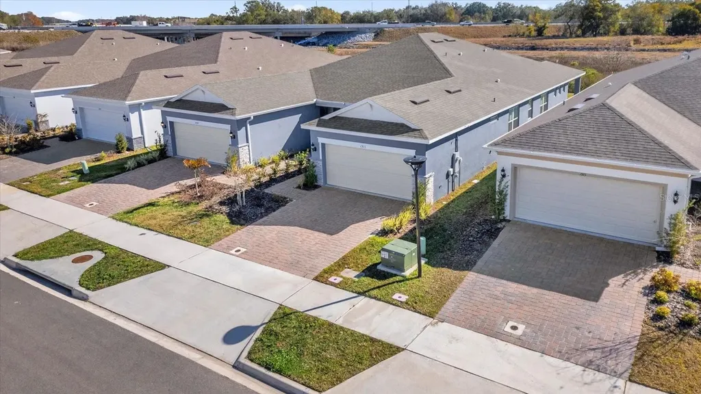1911 Spring Shower Circle Kissimmee FL 34744