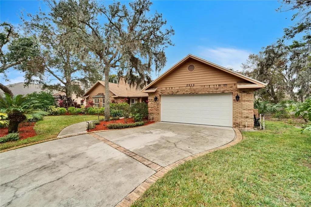 2913 Aston Avenue Plant City FL 33566