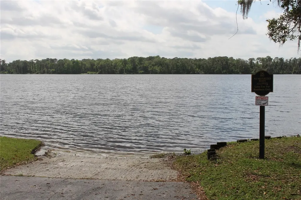 2913 Aston Avenue Plant City FL 33566