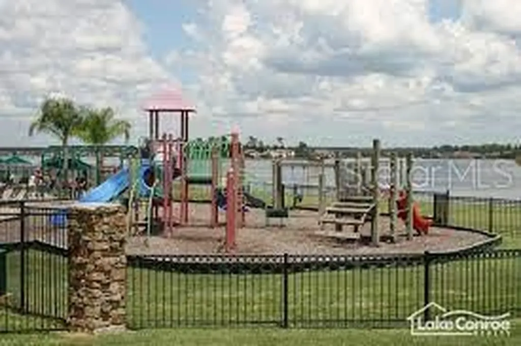 2913 Aston Avenue Plant City FL 33566