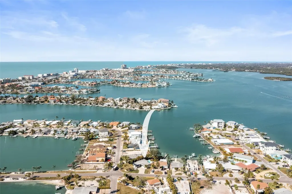 402 161st Avenue Redington Beach FL 33708