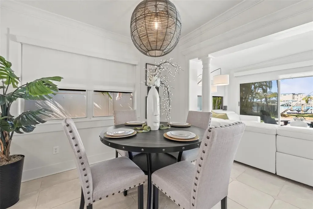 402 161st Avenue Redington Beach FL 33708