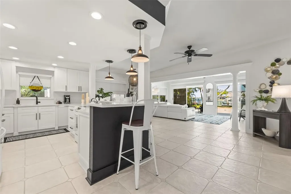 402 161st Avenue Redington Beach FL 33708