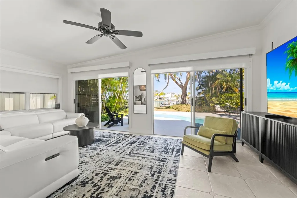 402 161st Avenue Redington Beach FL 33708