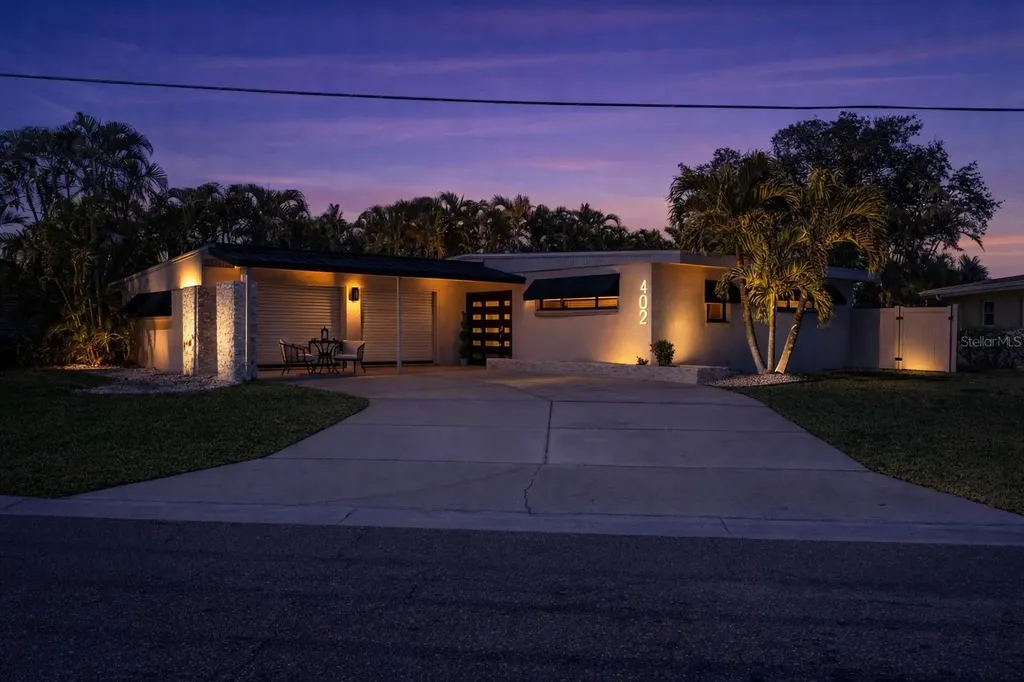 402 161st Avenue Redington Beach FL 33708