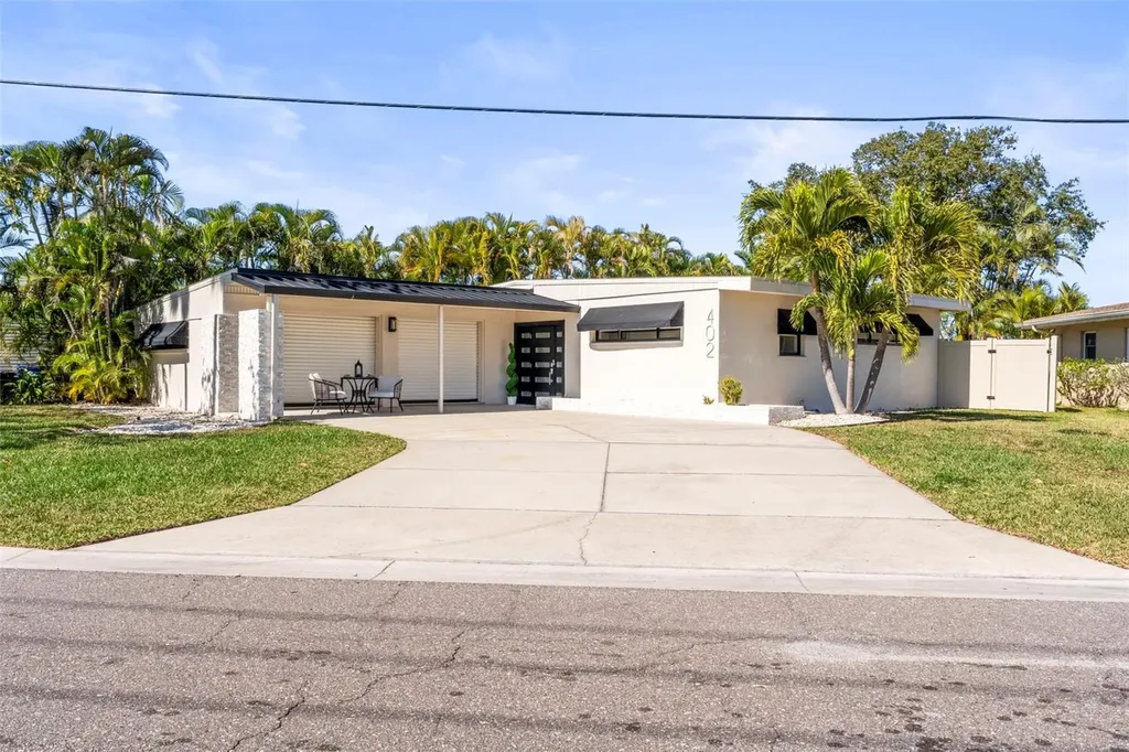 402 161st Avenue Redington Beach FL 33708