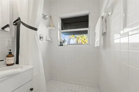 402 161st Avenue Redington Beach FL 33708