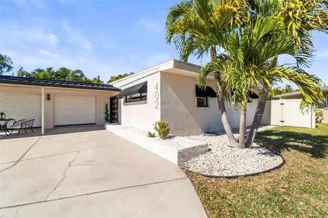 402 161st Avenue Redington Beach FL 33708