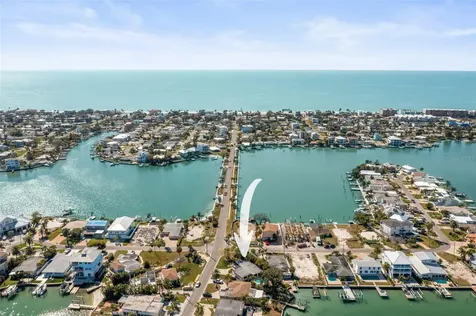 402 161st Avenue Redington Beach FL 33708