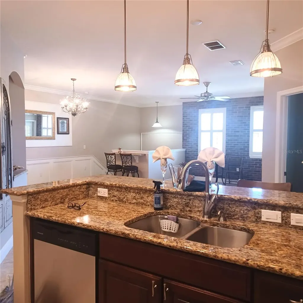 80 S Riverview Bend S Palm Coast FL 32137