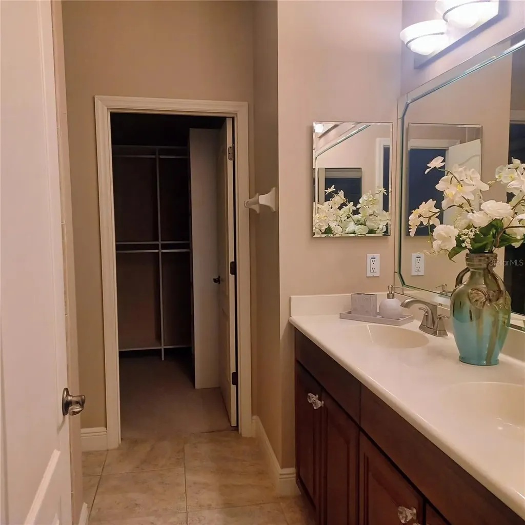 80 S Riverview Bend S Palm Coast FL 32137