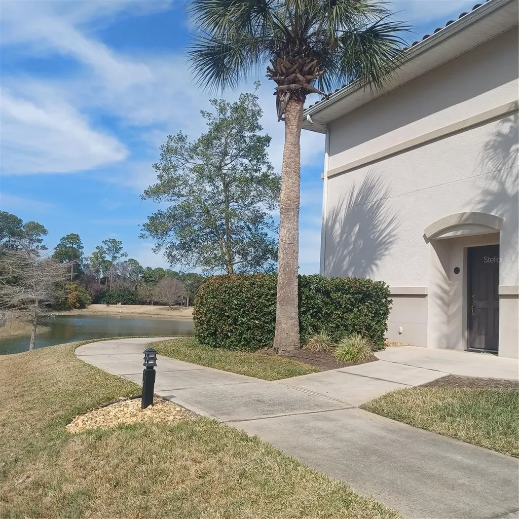 80 S Riverview Bend S Palm Coast FL 32137