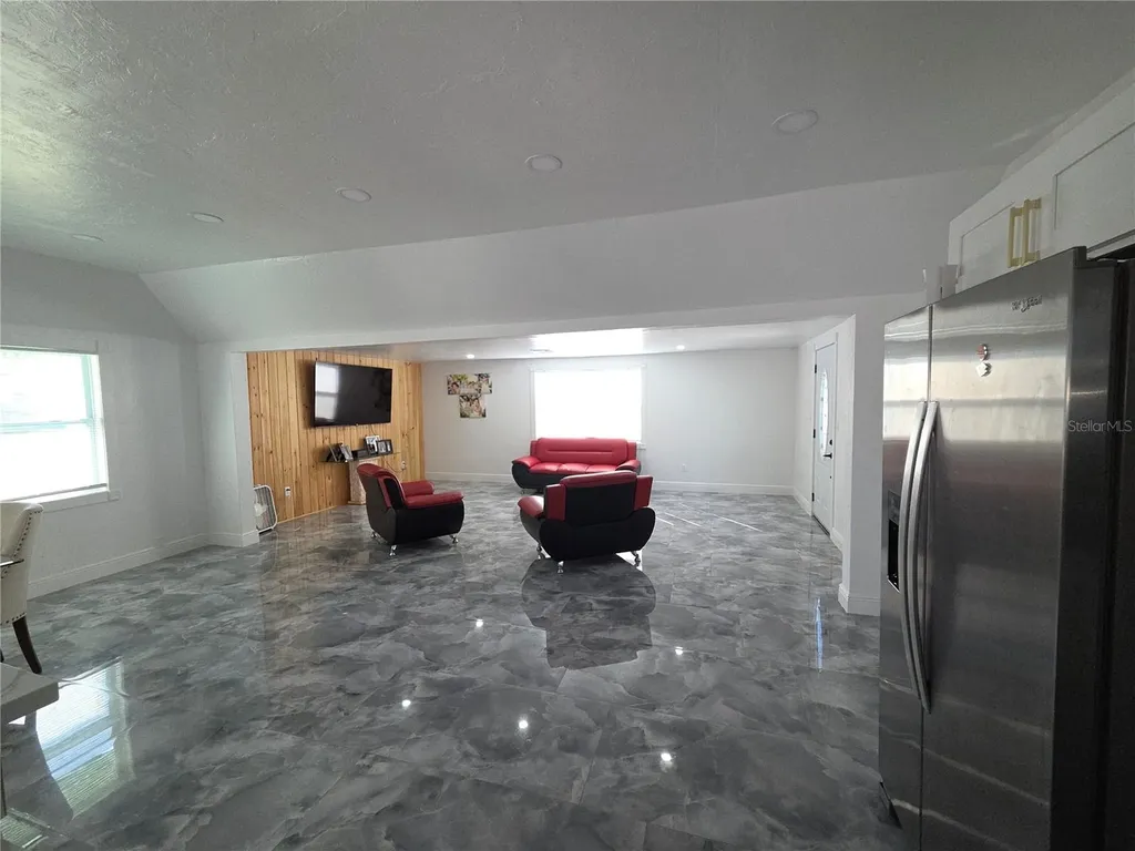 2839 Olympic Street Sarasota FL 34231