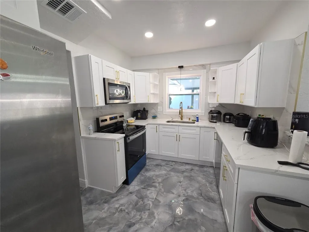 2839 Olympic Street Sarasota FL 34231