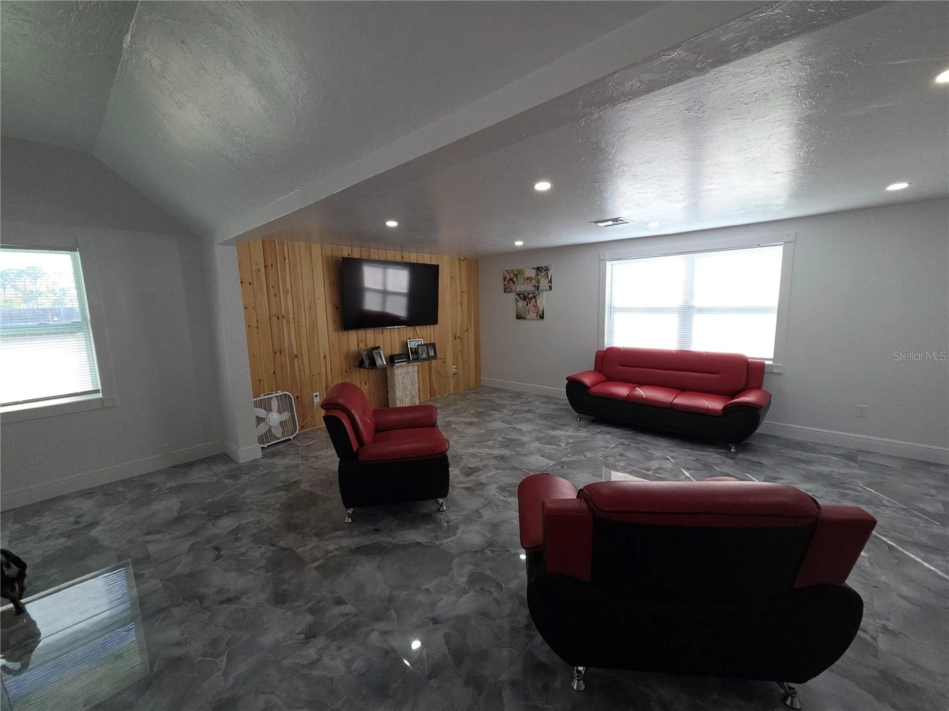 2839 Olympic Street Sarasota FL 34231