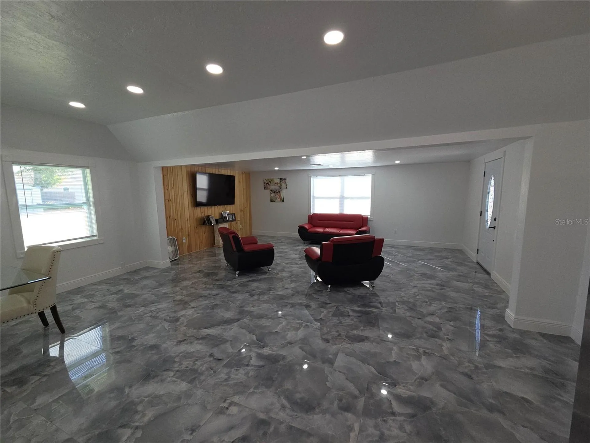 2839 Olympic Street Sarasota FL 34231