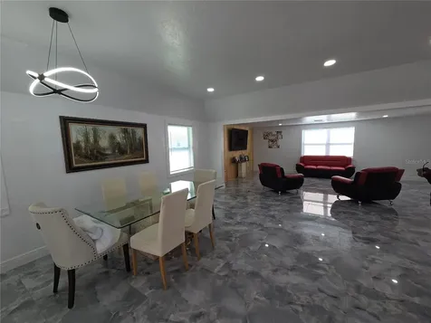 2839 Olympic Street Sarasota FL 34231