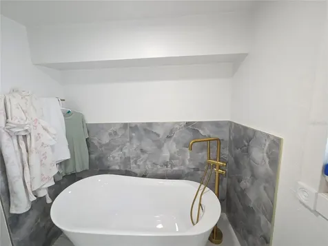 2839 Olympic Street Sarasota FL 34231