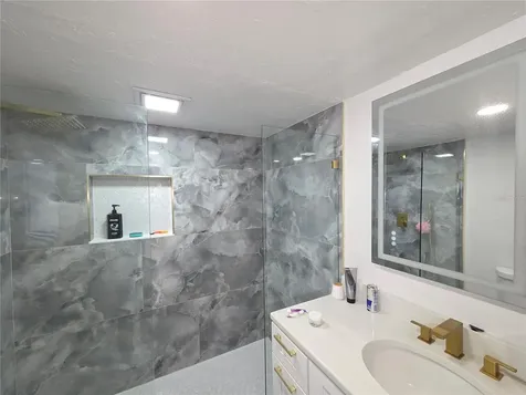 2839 Olympic Street Sarasota FL 34231