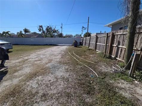2839 Olympic Street Sarasota FL 34231