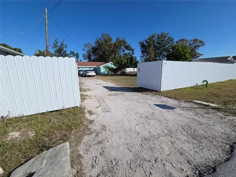 2839 Olympic Street Sarasota FL 34231