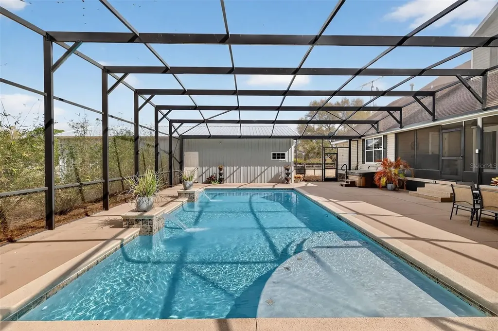 4564 County Road 103g Oxford FL 34484
