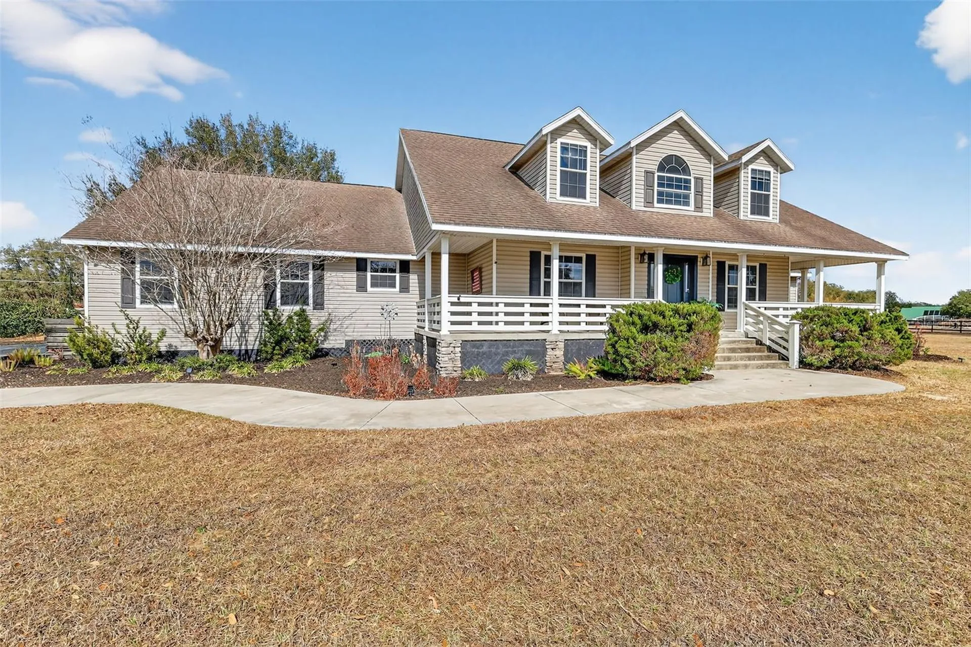 4564 County Road 103g Oxford FL 34484