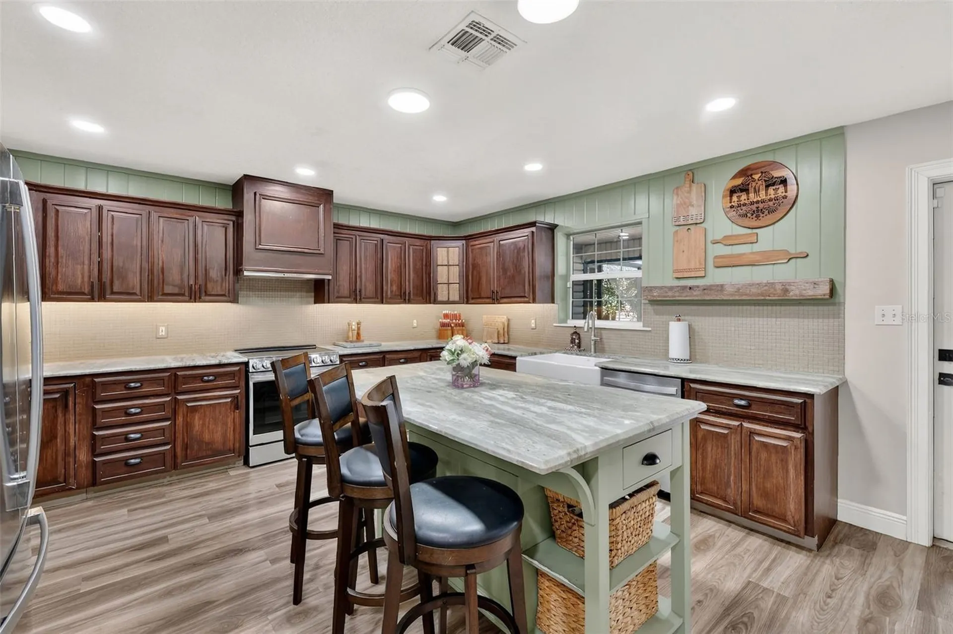 4564 County Road 103g Oxford FL 34484