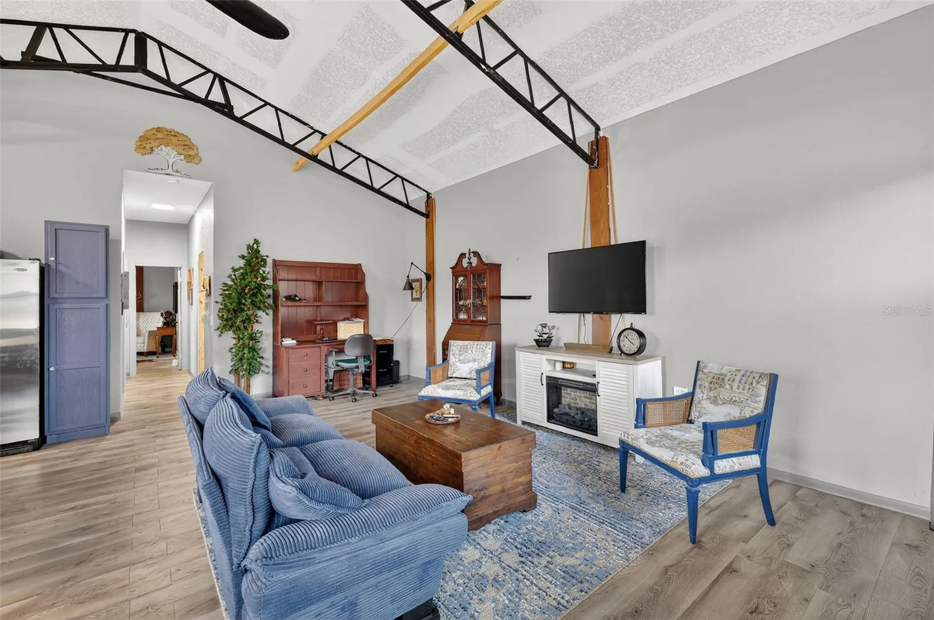 4564 County Road 103g Oxford FL 34484