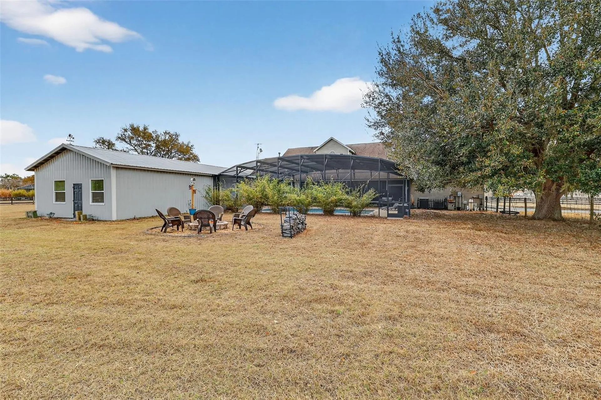 4564 County Road 103g Oxford FL 34484