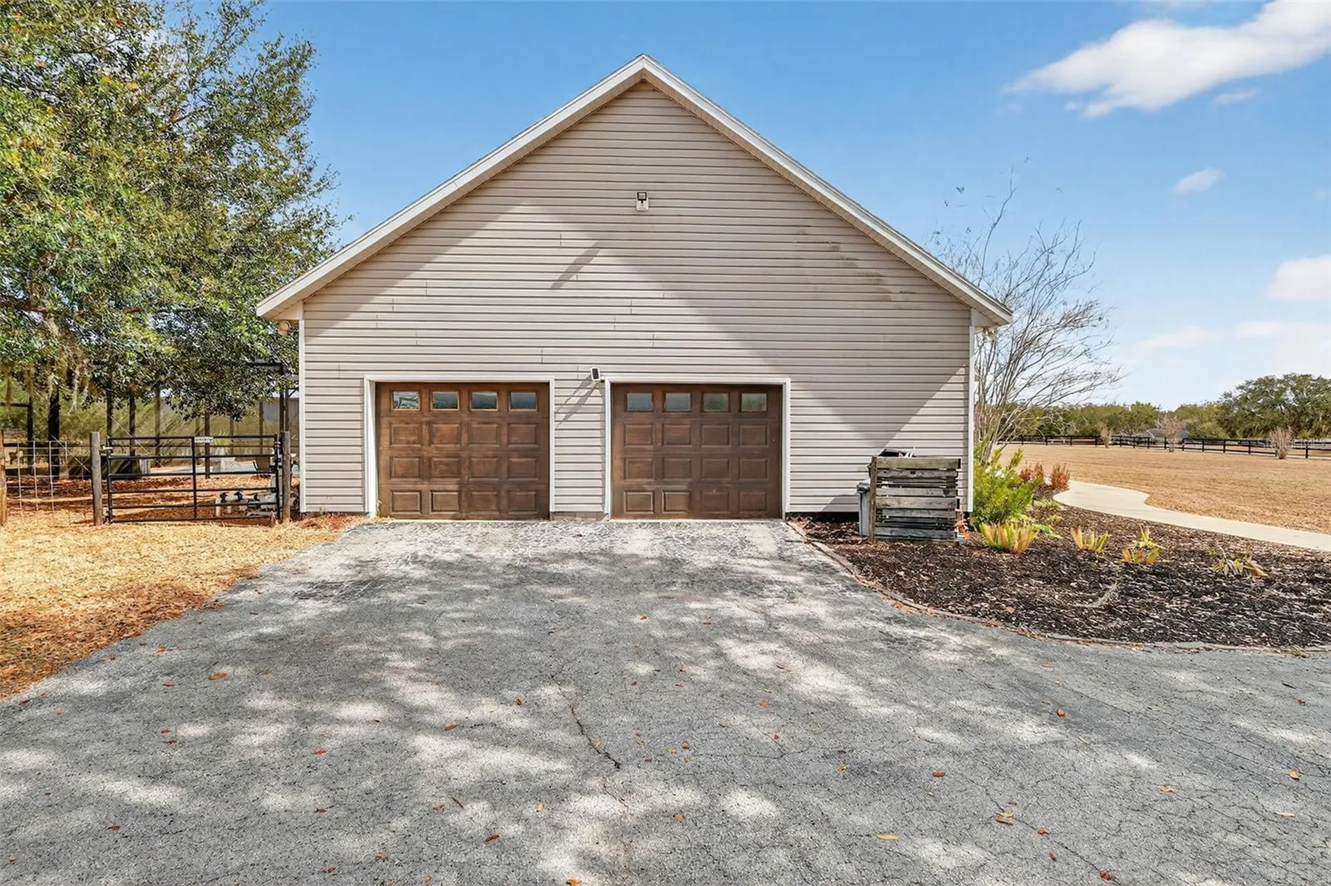4564 County Road 103g Oxford FL 34484
